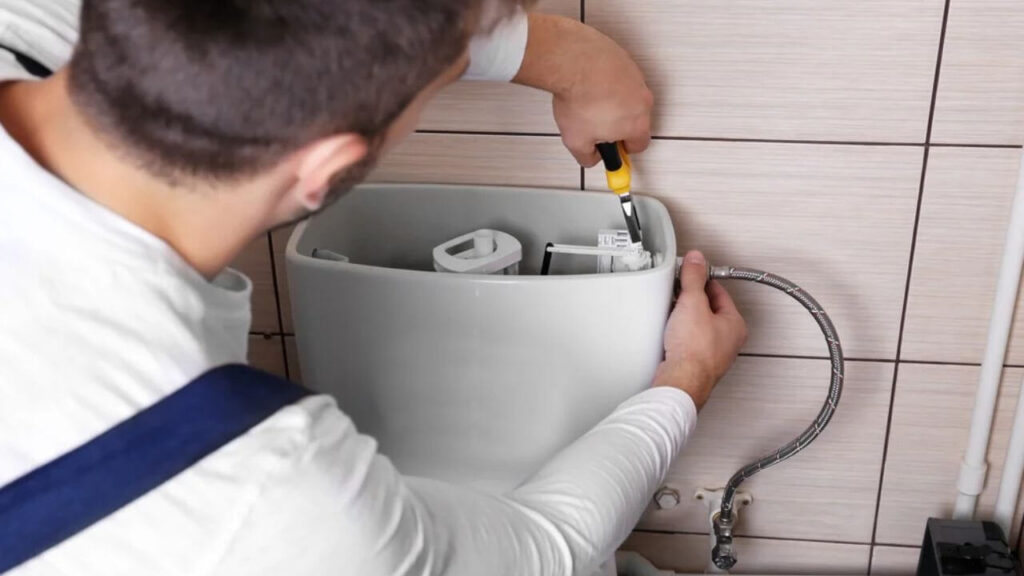 A Step-By-Step Guide To Removing A Toilet Tank With Ease